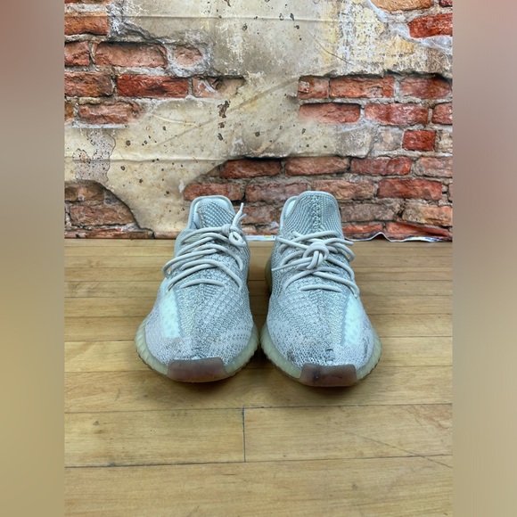 Adidas Yeezy Boost 350 V2 “Citrin Reflective” Sneaker - Picture 7 of 13